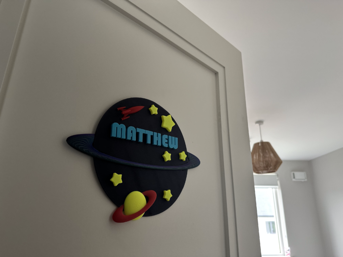 Space Name Sign - Personalized Custom Boys' Bedroom Decor with Rocket and Stars - Image 2